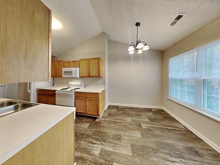 Building Photo - 1622 Black Diamond Ct