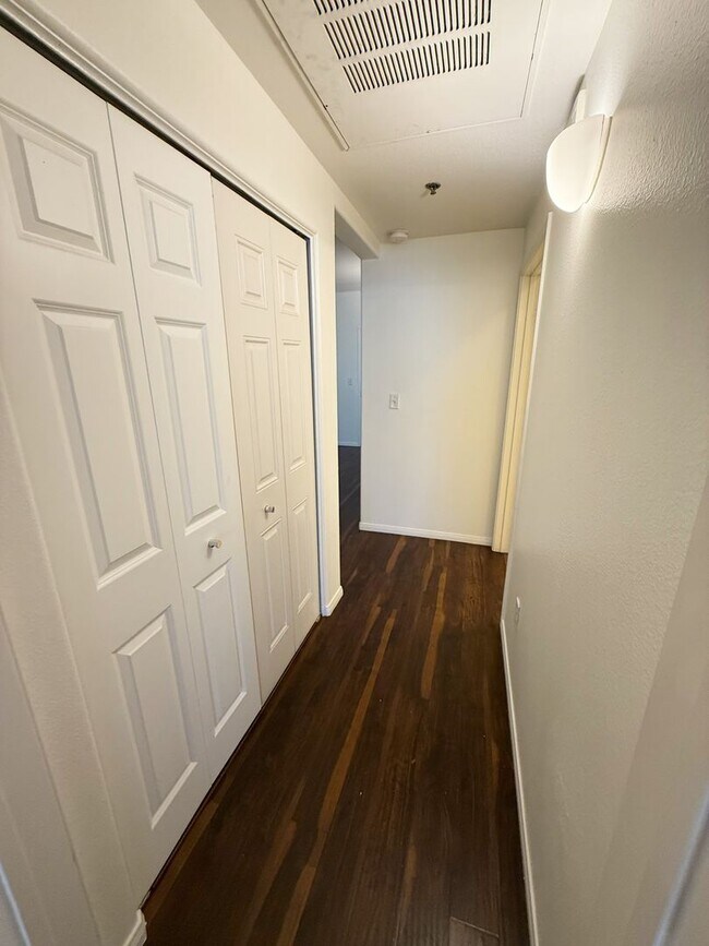 Building Photo - The Mills at Cortez Hill 1 Bed/1 Bath For ...