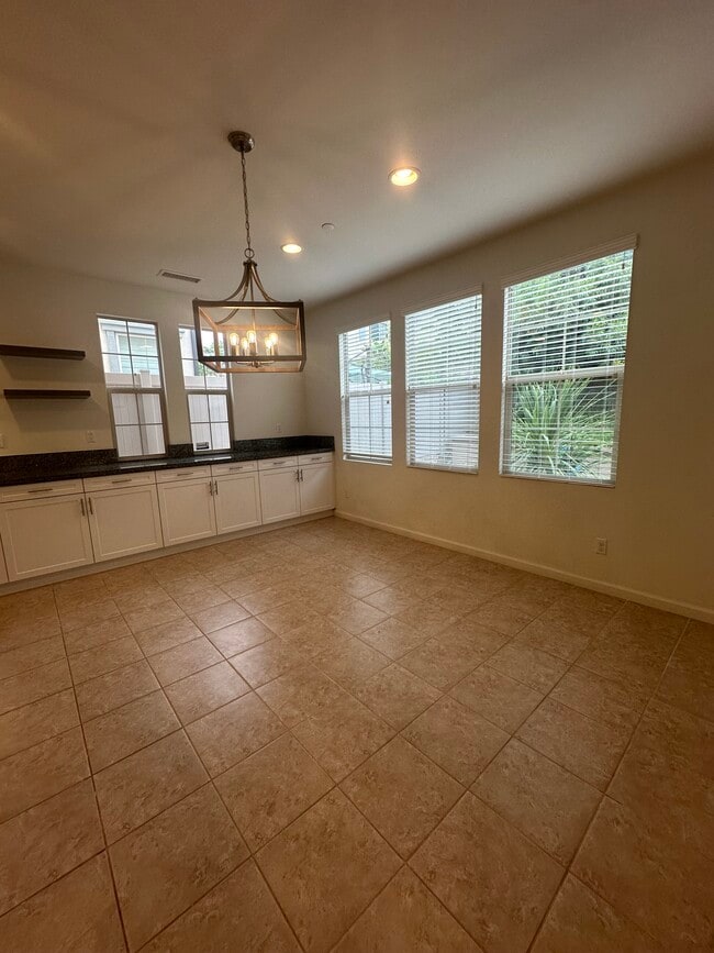 Building Photo - 6449 Autumn Gold Way