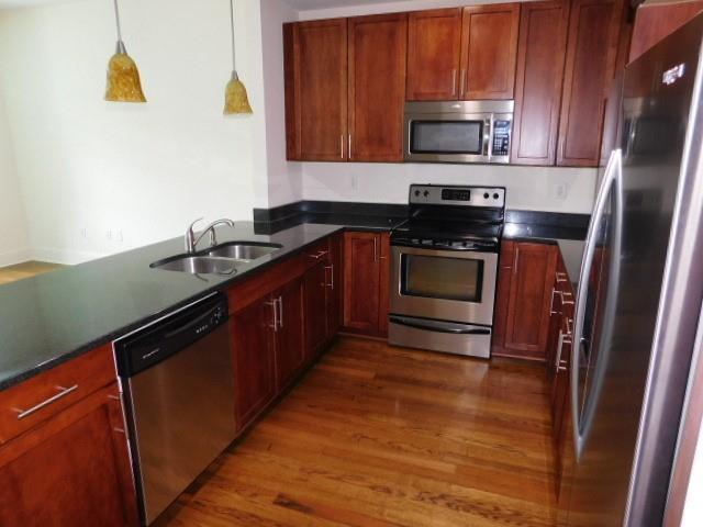 Building Photo - 943 N Ormewood Park Dr SE
