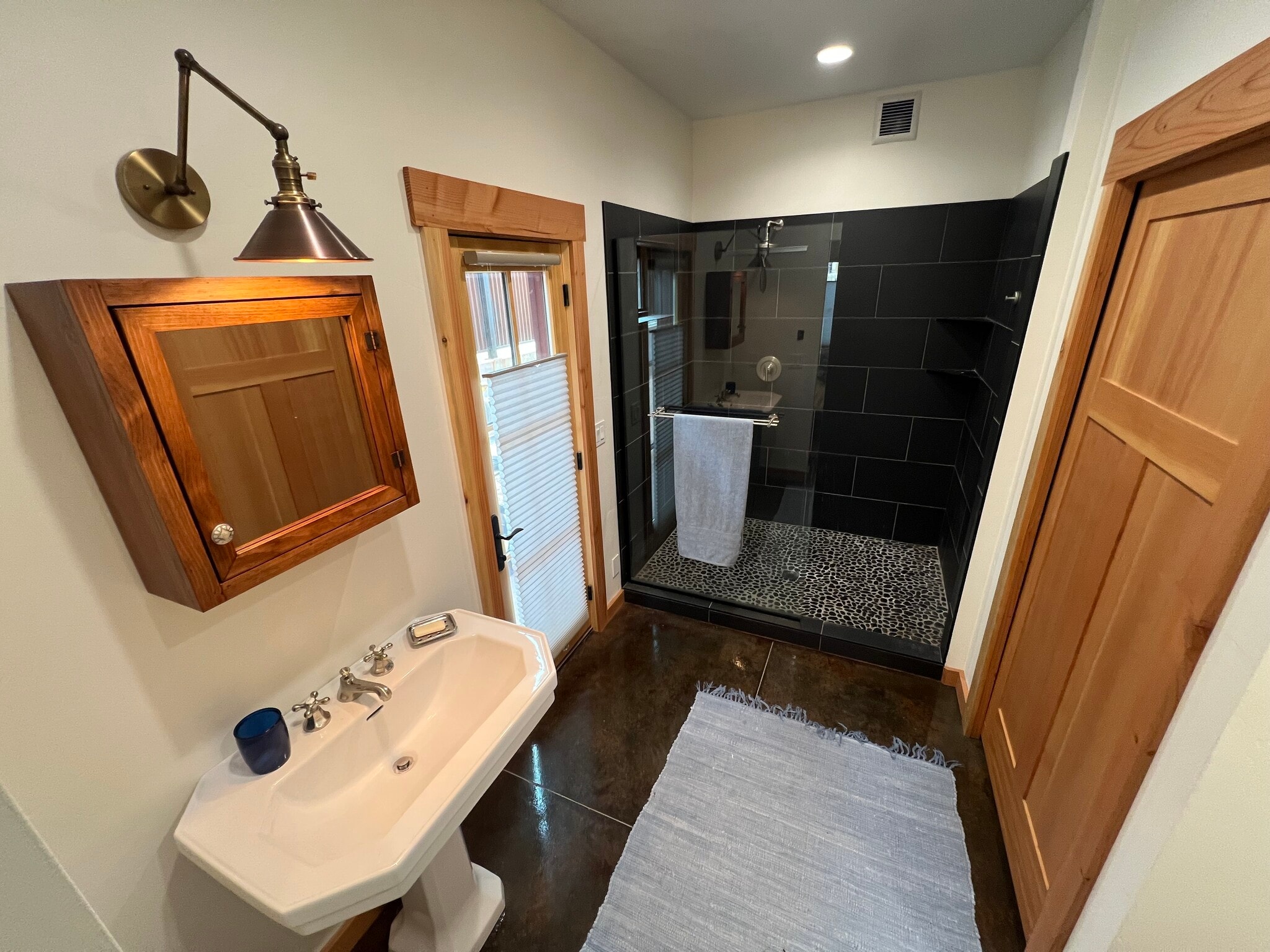 Building Photo - 1286 Dream Dr