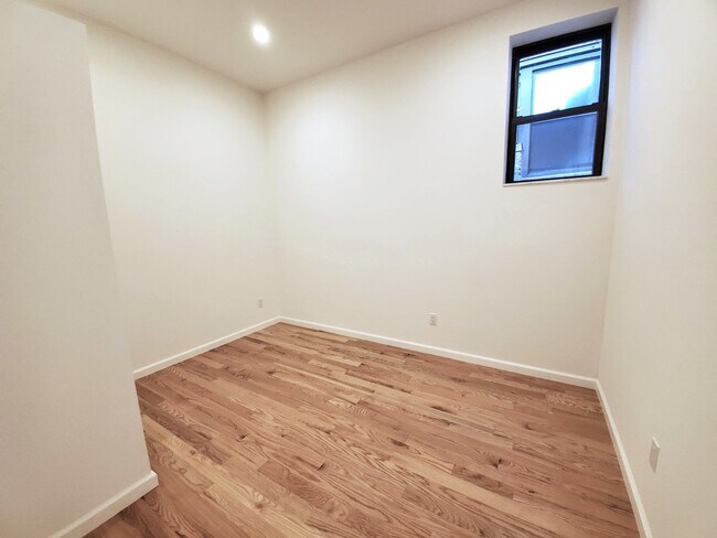 Building Photo - 101 Avenue A