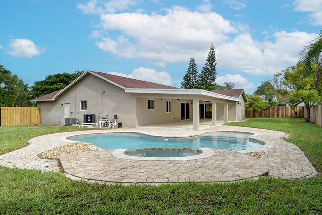 Primary Photo - 630 SW 159th Terrace