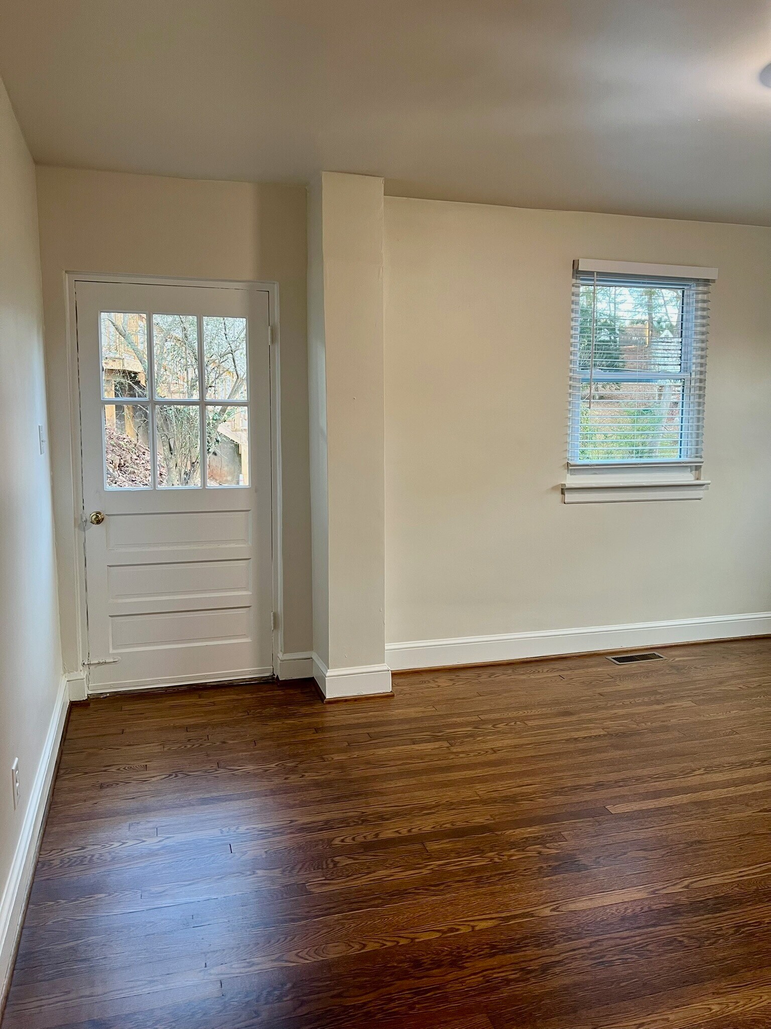 Building Photo - 3880 Peakland Pl