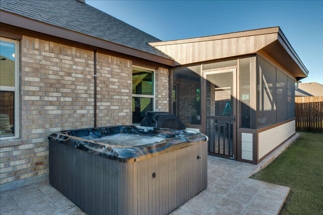 Building Photo - If you love to sit on the back porch then ...