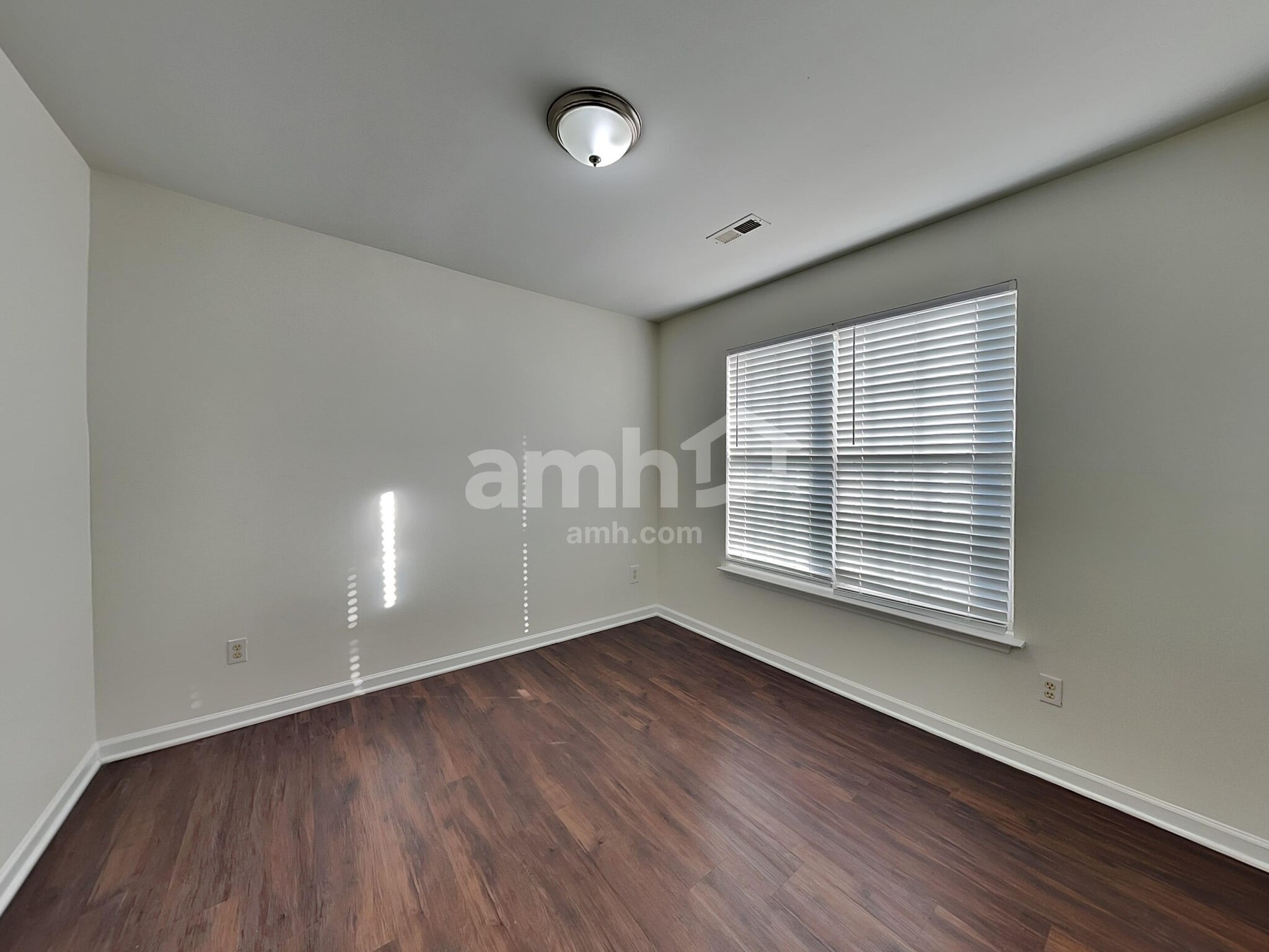 Building Photo - 2307 Sidney Porter Dr