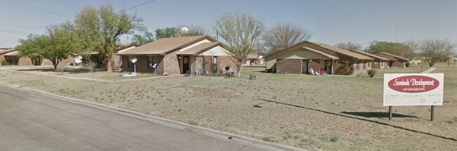 Building Photo - 400 NW 2nd St