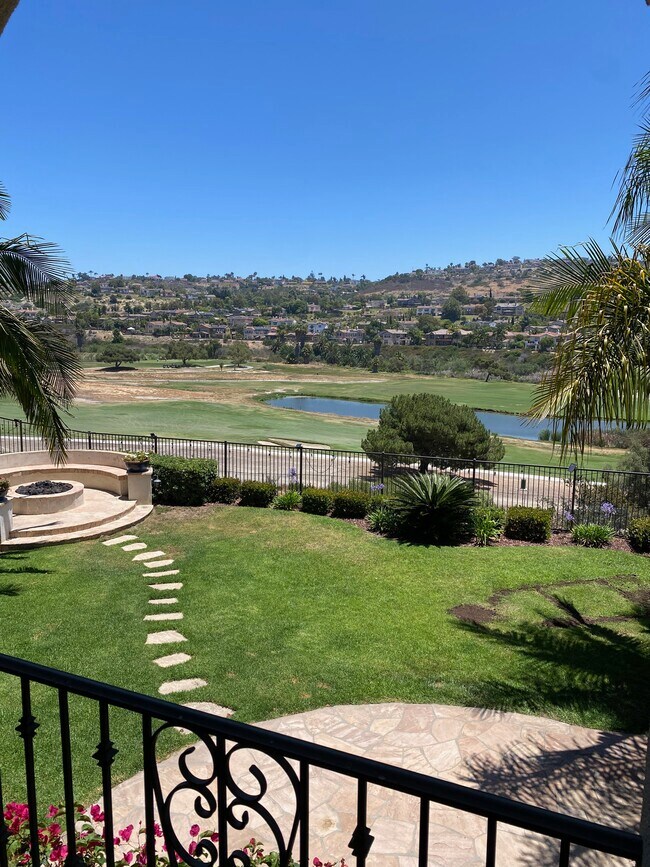 Building Photo - 6848 Estrella de Mar Rd