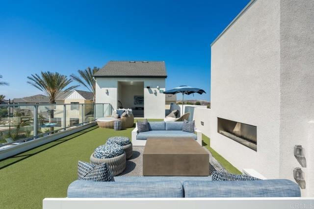 Building Photo - 2030 Calle Trebon
