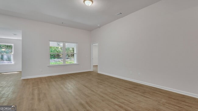 Building Photo - 600 Jodi Pl