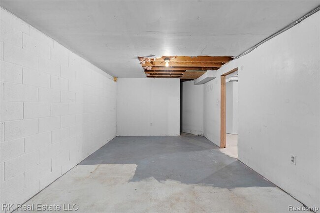 Building Photo - 58629 Wallington