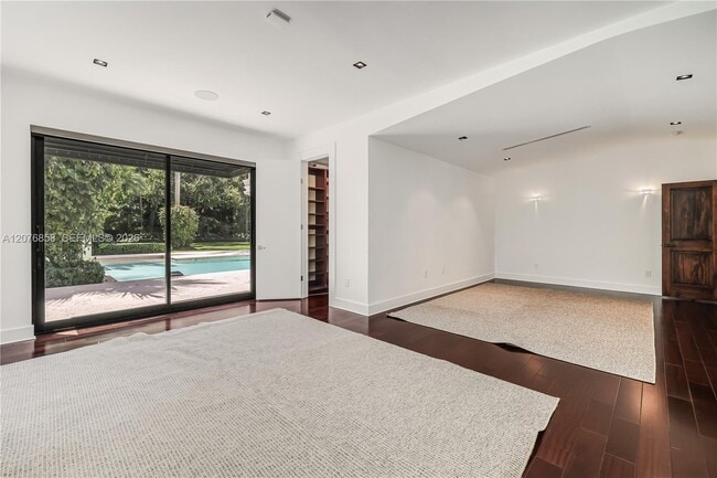 Building Photo - 4775 SW 85th St