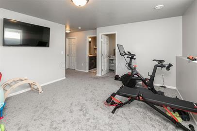 Building Photo - 1012 28th Ave W