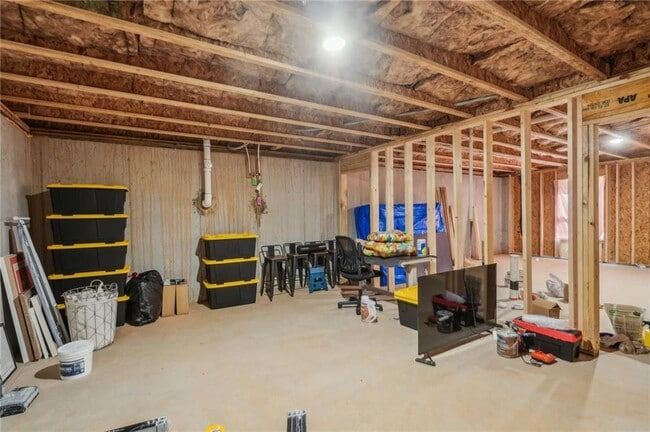 Building Photo - 1076 Thomasville Estates Wy SE