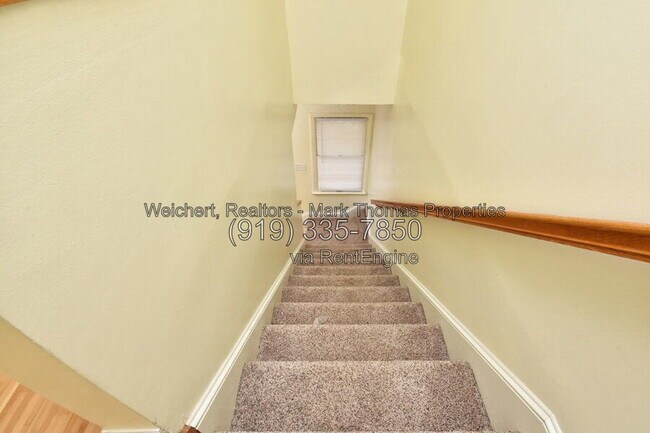 Building Photo - 102 Mallard Ct