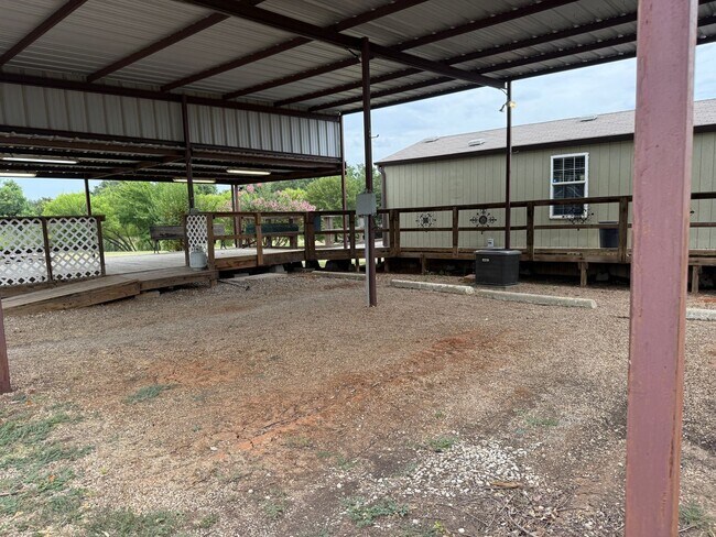 Building Photo - 3104 N Cardinal Rd