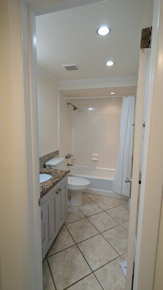 Building Photo - 1900 S Kanner Hwy