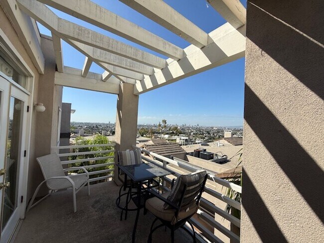 Building Photo - ***COMING SOON*** PENTHOUSE-STYLE UNIT IN ...
