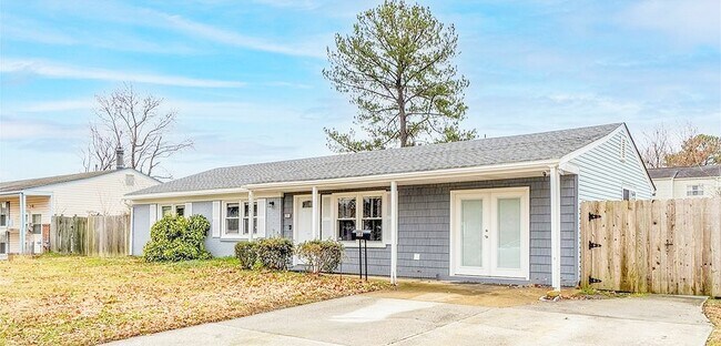 Primary Photo - 3025 Bow Creek Blvd