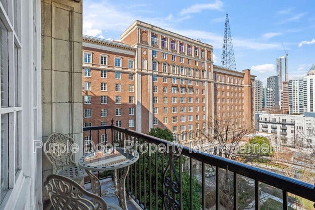 Building Photo - 30 5th St NE