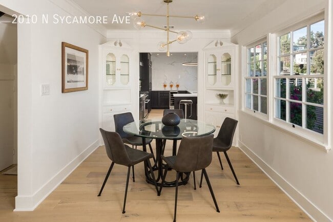 Building Photo - 2010 N Sycamore Ave