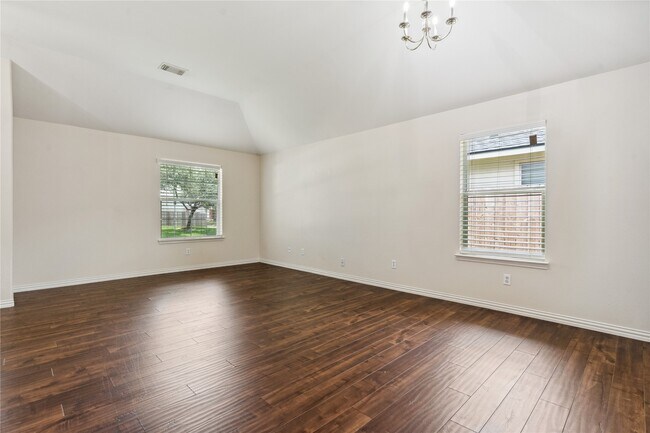 Building Photo - 19511 Ingham Dr