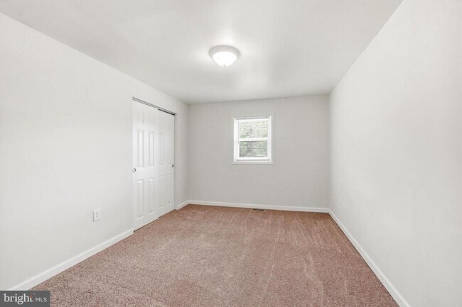 Building Photo - 1286 Glassboro Rd