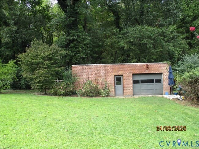 Building Photo - 126 Beverly Rd