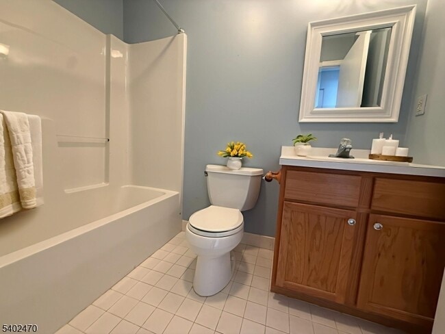 Building Photo - 97 Crestview Ln