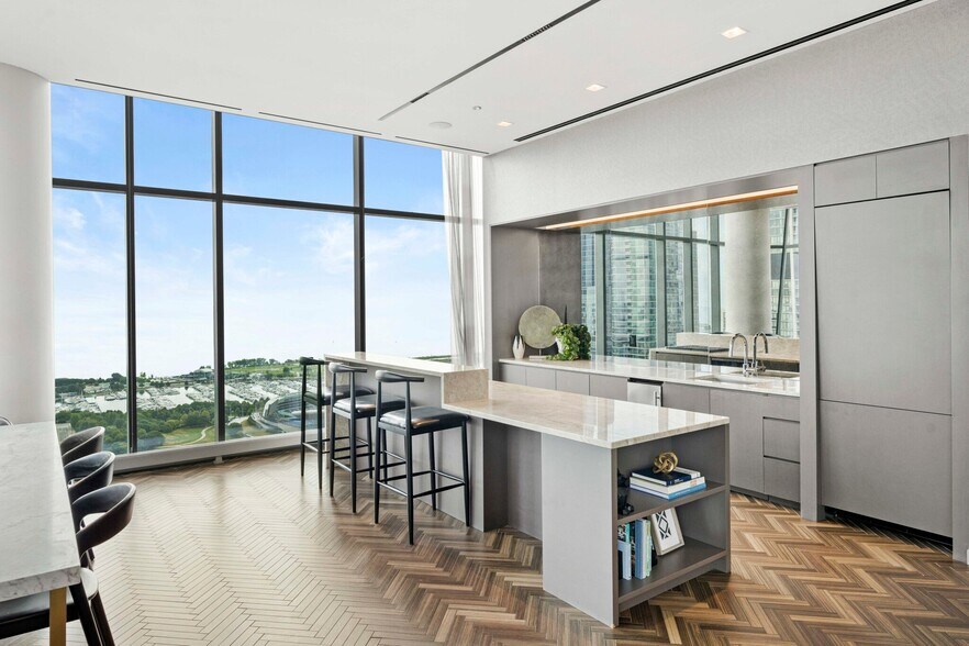 Building Photo - 1342 S Michigan Ave