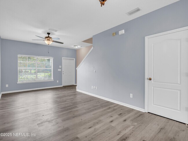 Building Photo - 422 Cabernet Pl