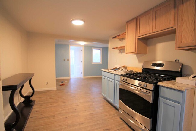 Building Photo - 71 Miller Rd