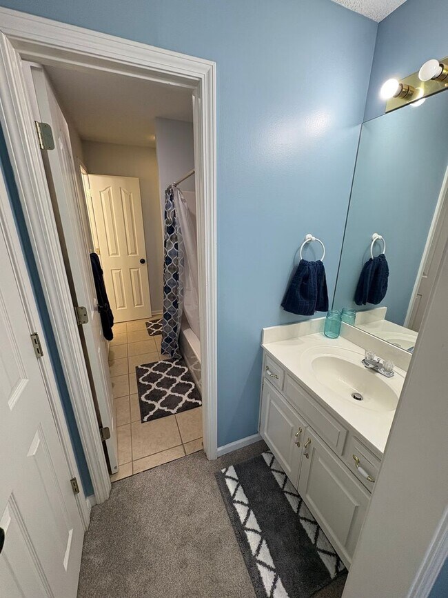 Building Photo - 30+ Day Stays | Fully Furnished 5 Bed Home w/Utilities included | 3 Car Garage | Great Community ...