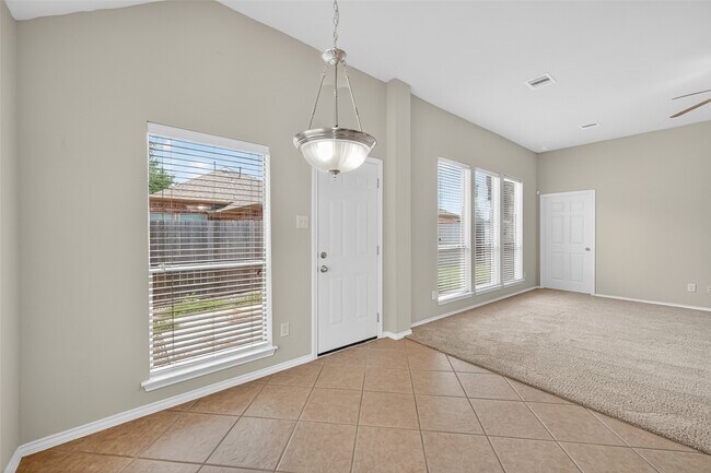 Building Photo - 17603 Burkhart Ridge Dr