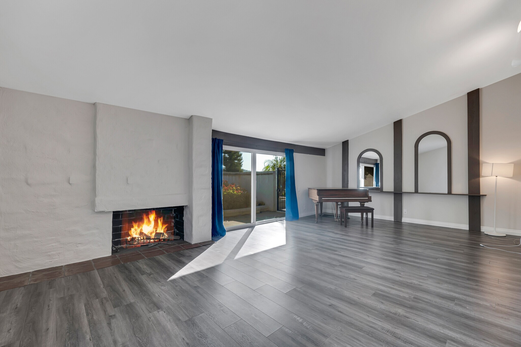Walled and gated for privacy - 4352 Park Corona