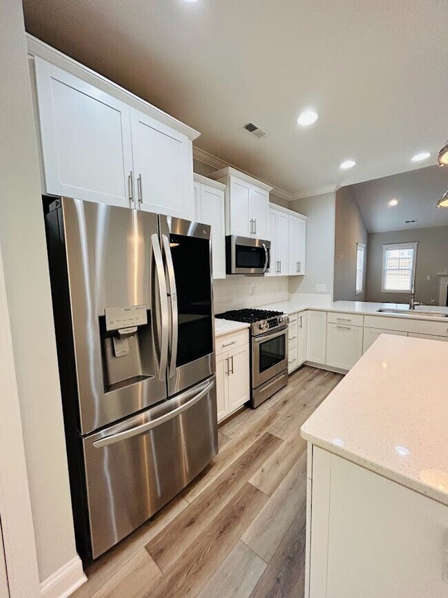 Building Photo - The Village at Echo Farms | 4 Bedroom, 3.5 Baths with Fenced in Yard and 2 Car Garage