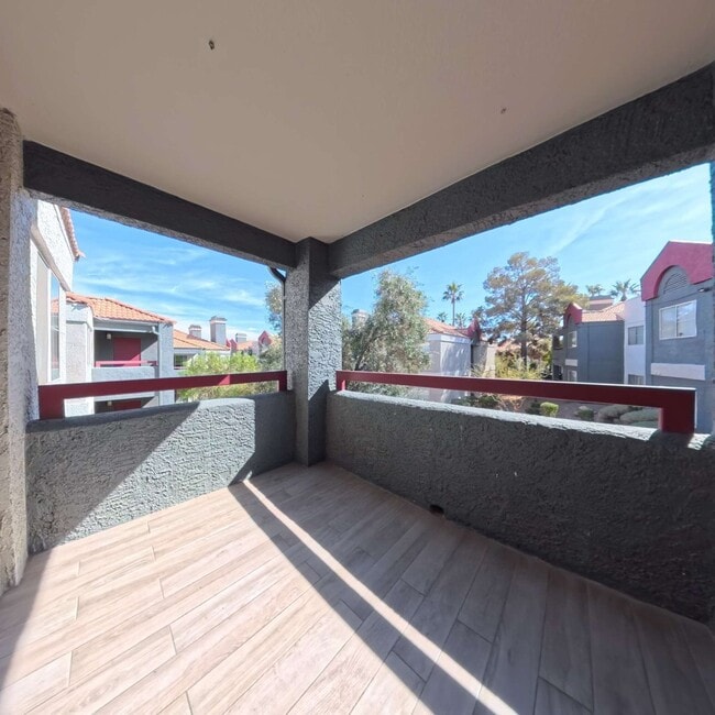 Building Photo - Highly Remodeled | Customer Closets | Gated Community