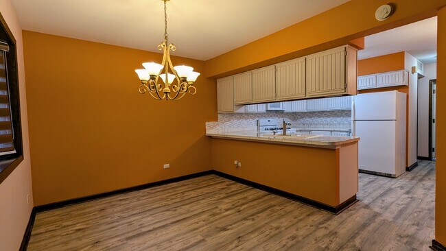 Building Photo - 1799 Monterey Ct