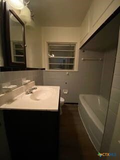 Building Photo - 1512 E Barton Ave