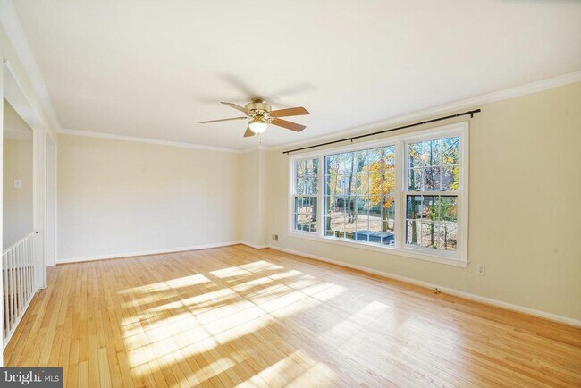 Building Photo - 4339 Cedarlake Ct