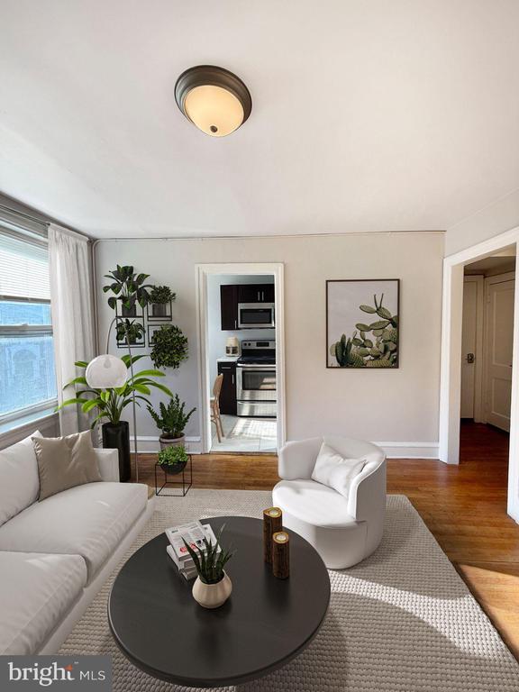 Building Photo - 4605 Chester Ave