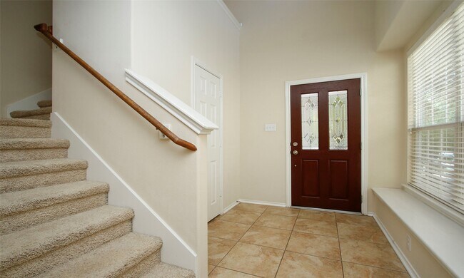 Building Photo - 14 BowerBank Ct