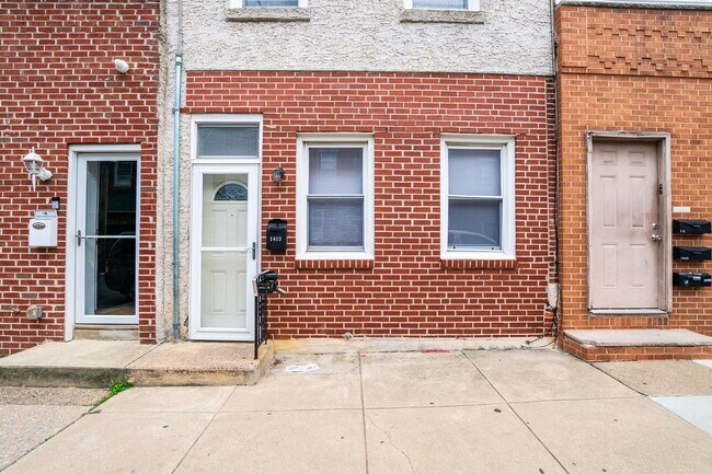 Building Photo - 1613 S 2nd St