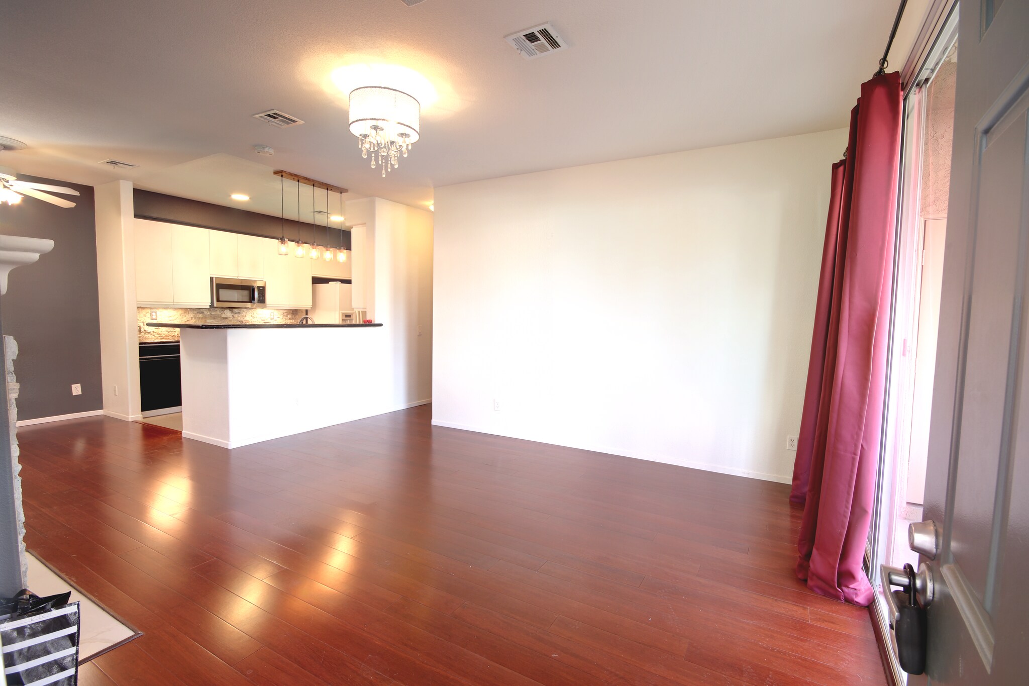 Building Photo - 3555 Caminito El Rincon