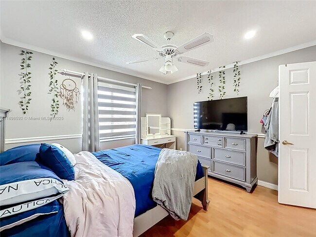 Building Photo - 8060 NW 51st Ct