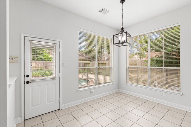 Building Photo - 1807 Rustic Hills Ct