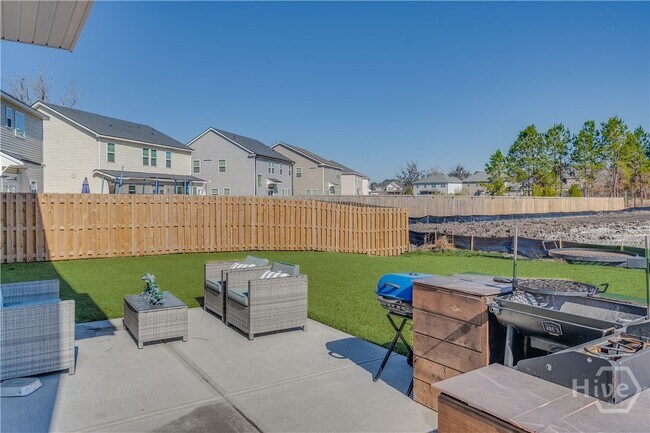 Building Photo - 150 Sessile Oak Dr