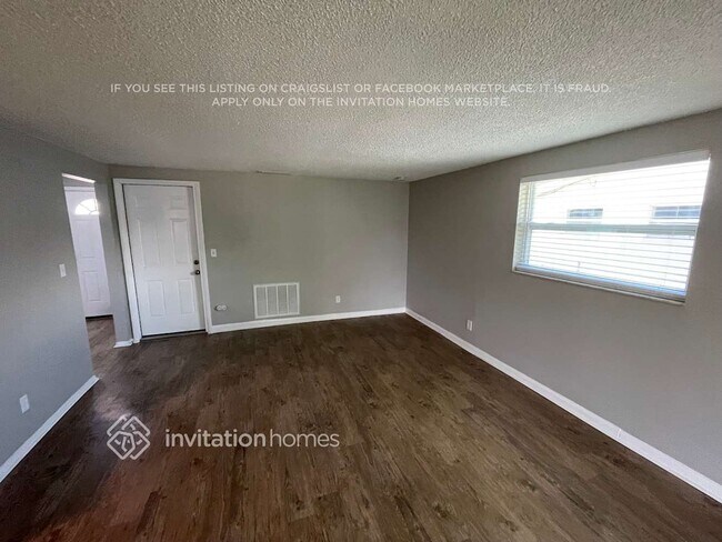 Building Photo - 9120 Crabtree Ln