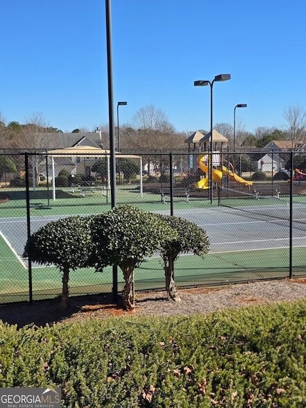 Building Photo - 5420 Yellow Pine Dr