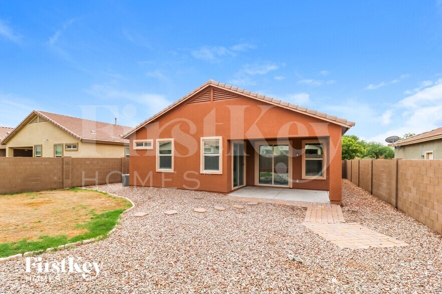 Building Photo - 17044 W Mohave St